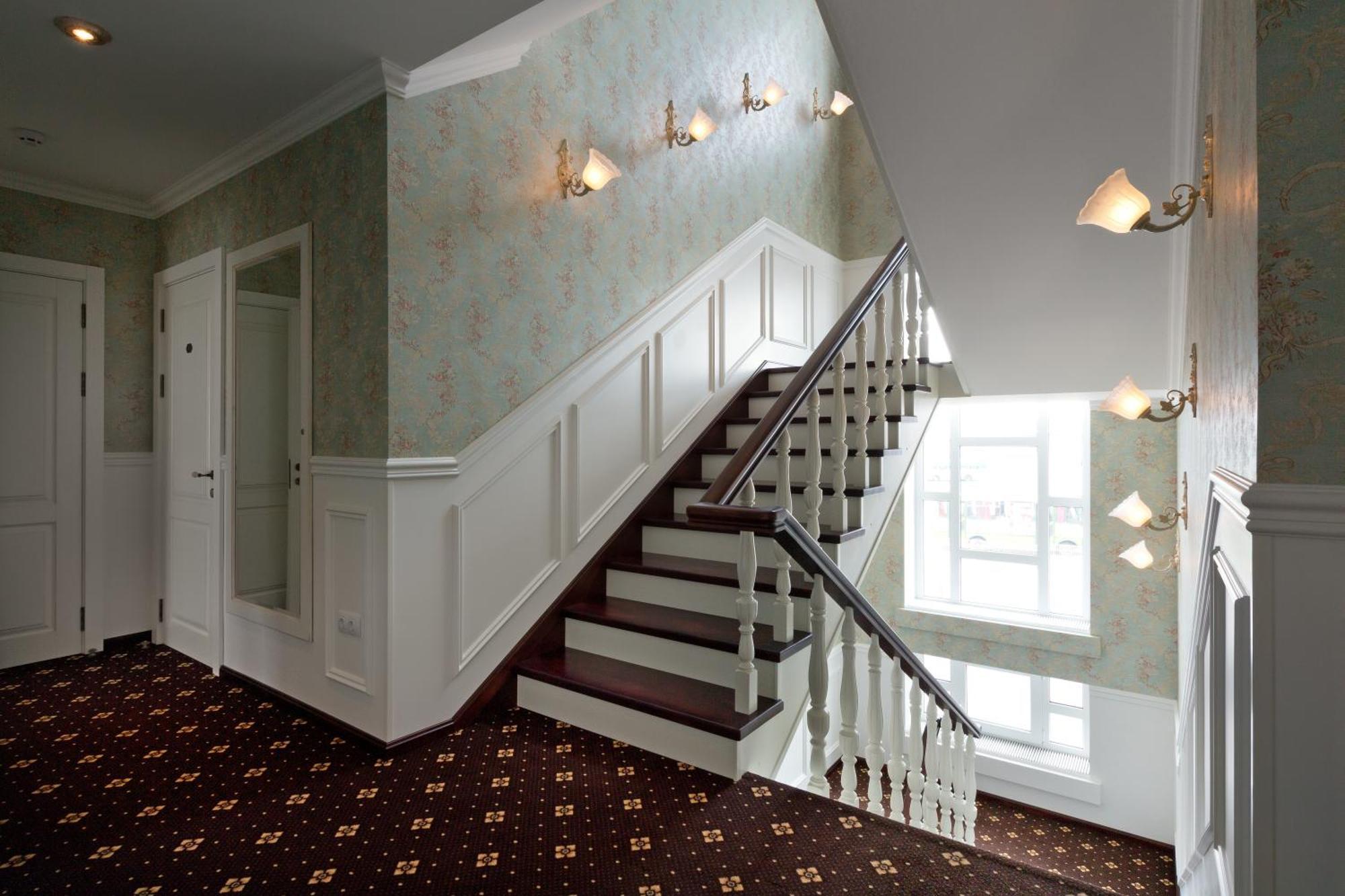 De Gaulle Boutique Hotel คาร์คิฟ ภายนอก รูปภาพ