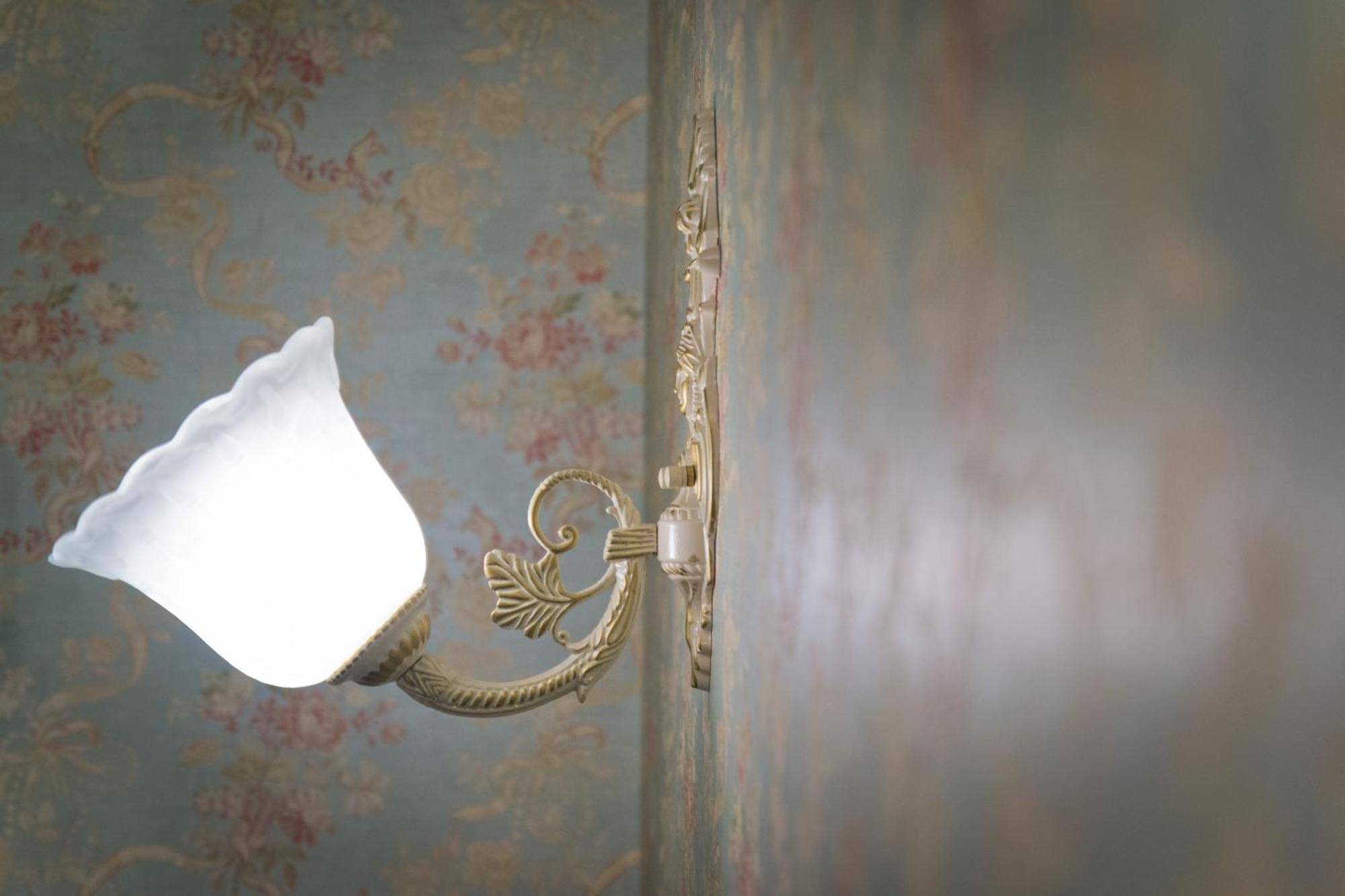 De Gaulle Boutique Hotel คาร์คิฟ ภายนอก รูปภาพ